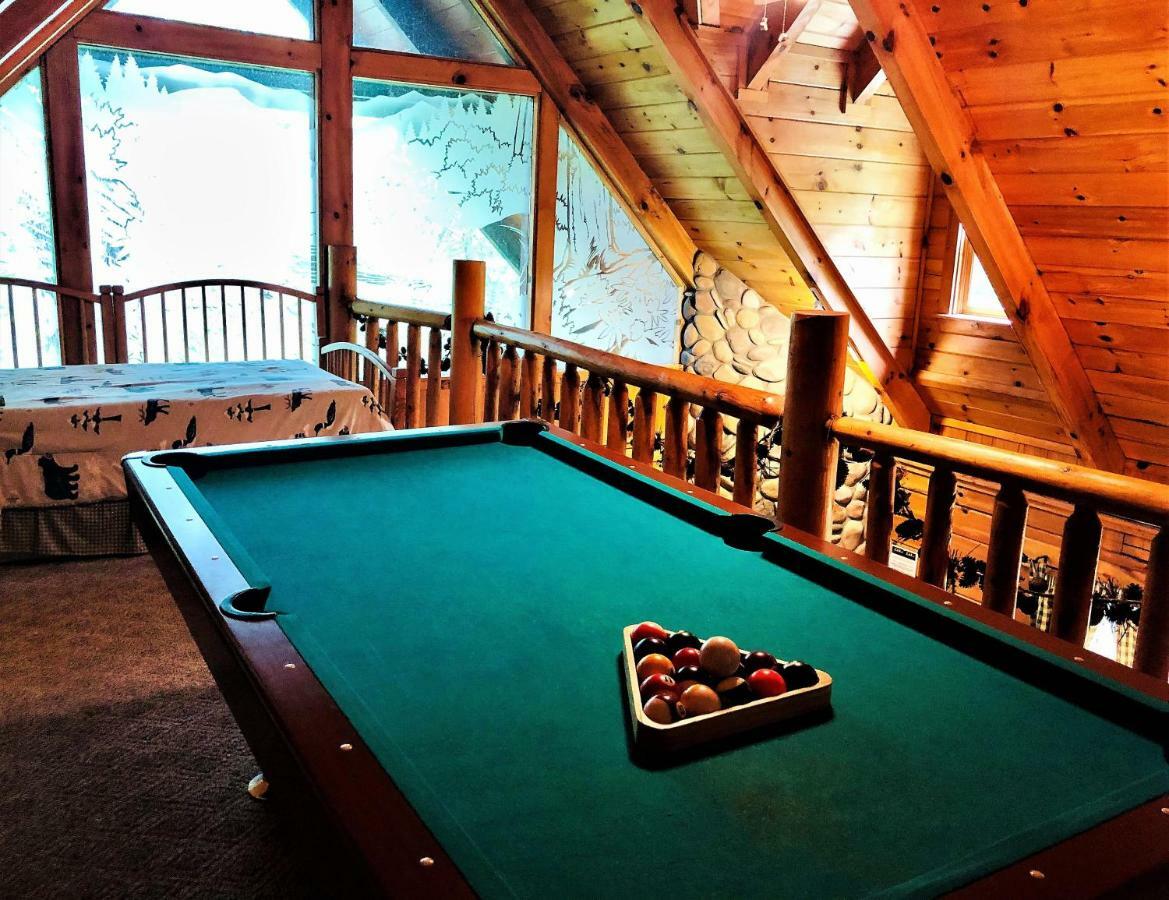 Bear Pleasures Cabin Villa Gatlinburg Eksteriør billede